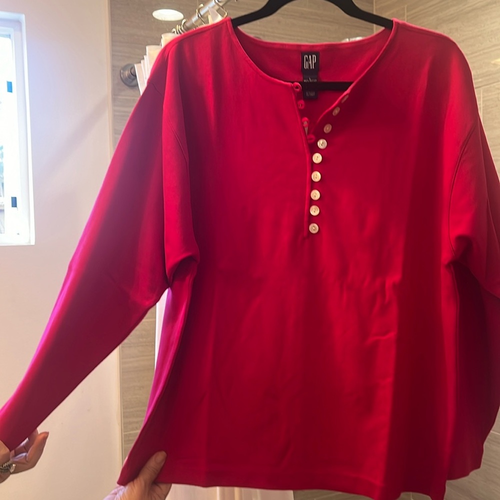 Fuchsia NWT Gap Blouse🌺